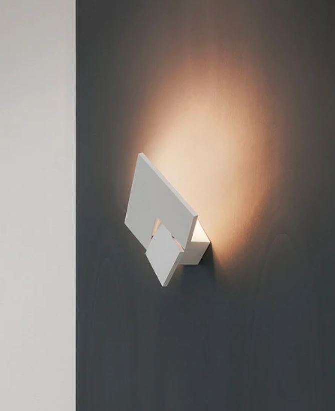 LED Wandleuchte Puzzle Twist von lodes - weiß matt - 2700K - Abverkauf aus Showroom