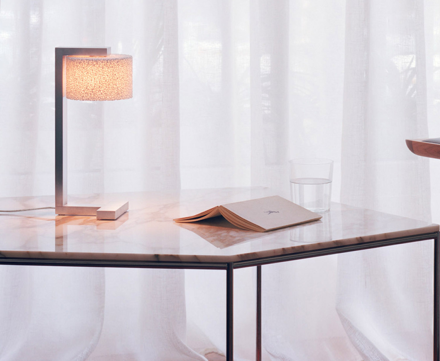 Tischleuchte REEF LED TABLE von Serien Lighting in weiß - Abverkauf aus Showroom