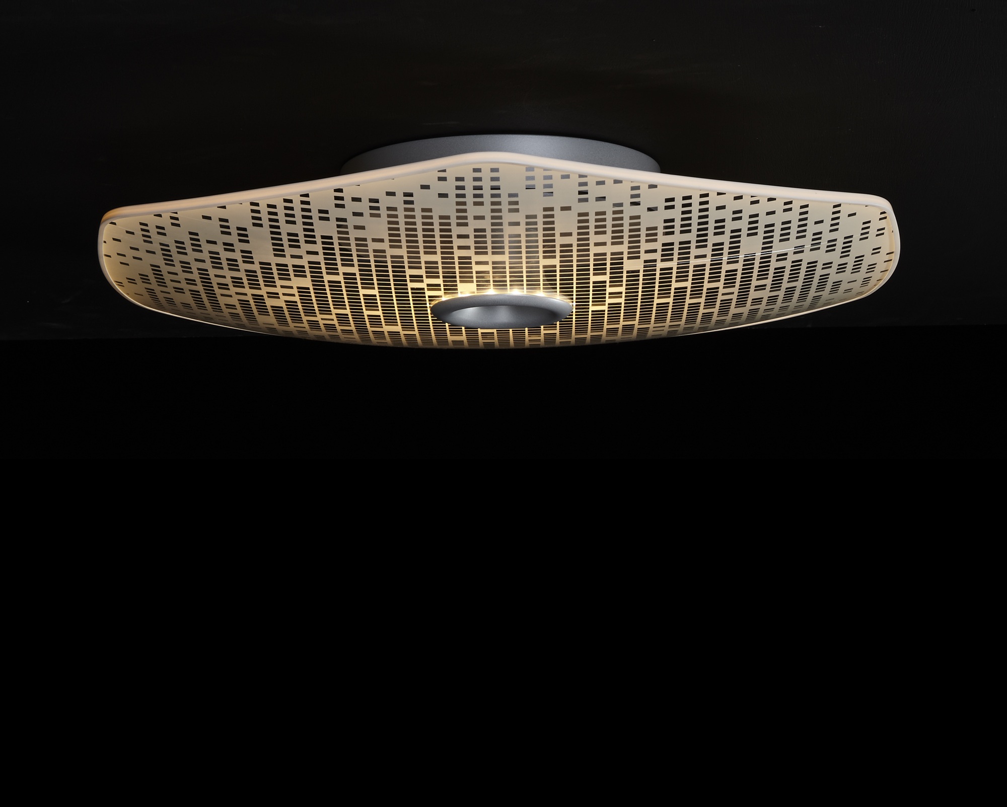 LED Wand-oder Deckenleuchte WYNG WALL 6 von LDM - 2700K - Abverkauf aus Showroom